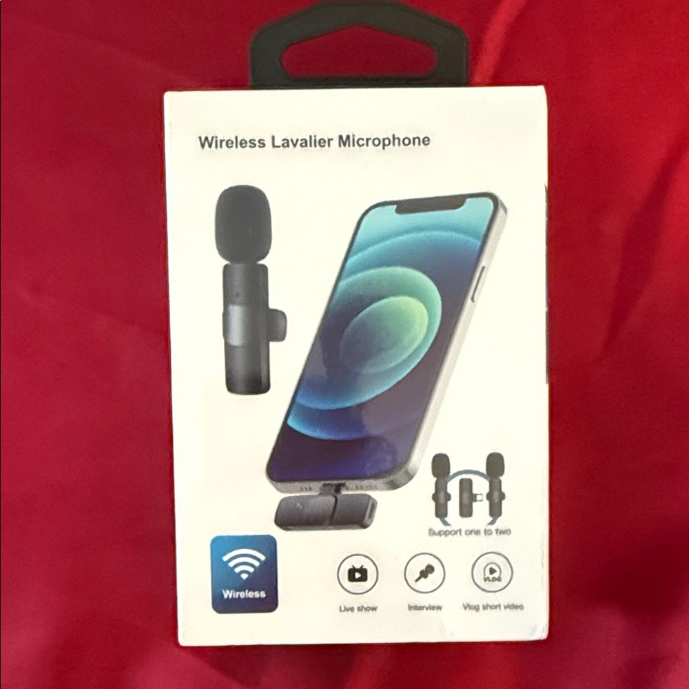 Wireless Lavalier Microphone for Smartphones - Black